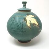 Urn-1