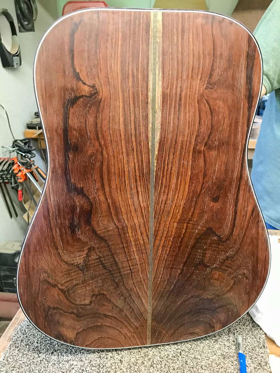 CrowderGuitars-detail-of-guitar-back