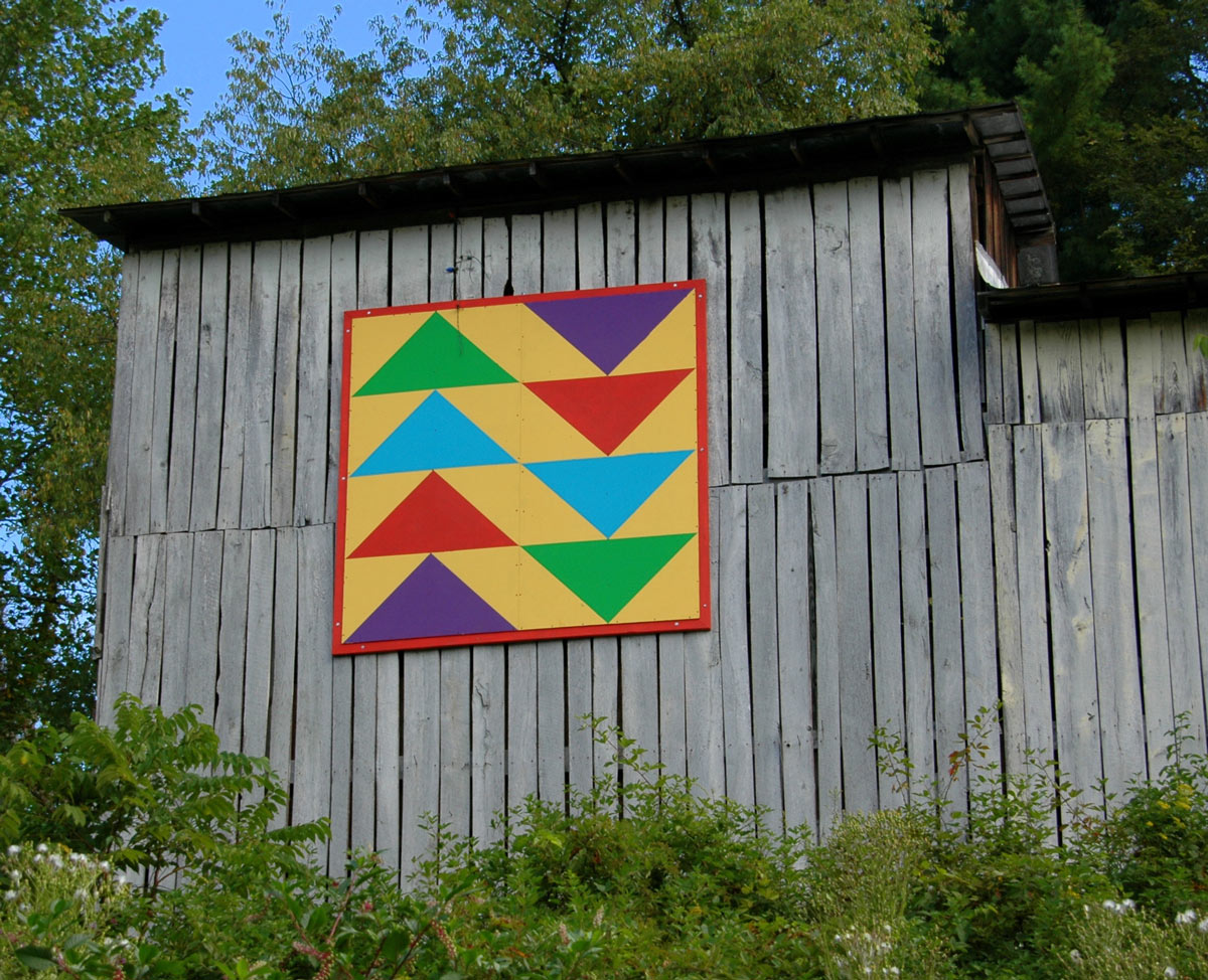 GrahamCoQuiltTrail-colorful-triangles