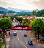 Gateway to the Smokies (Mountainwater Films)