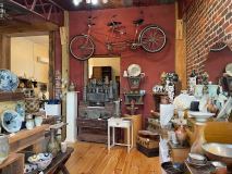 InTandemGallery-display-with-bicycle