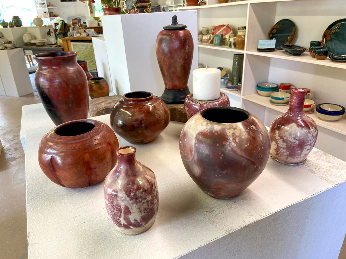 LocalHandmade-burnished-pots