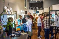 Mora-gallery-opening