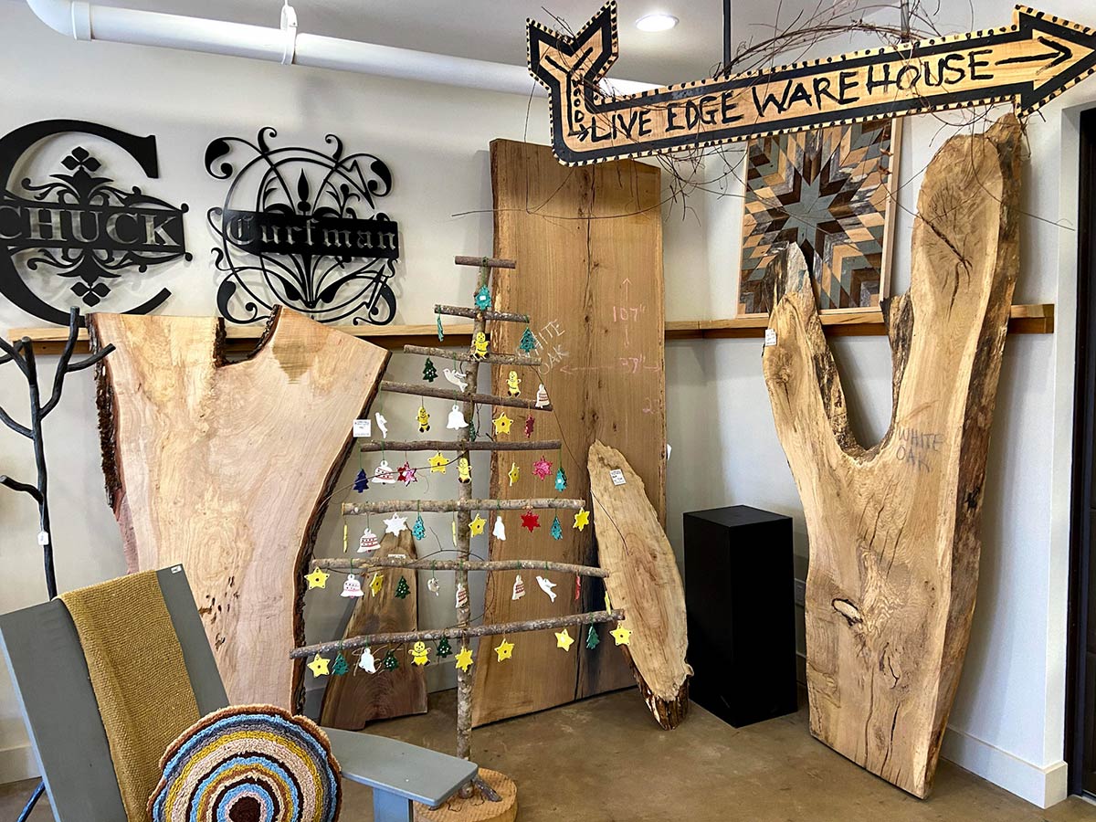 OakHillIW-showroom-1