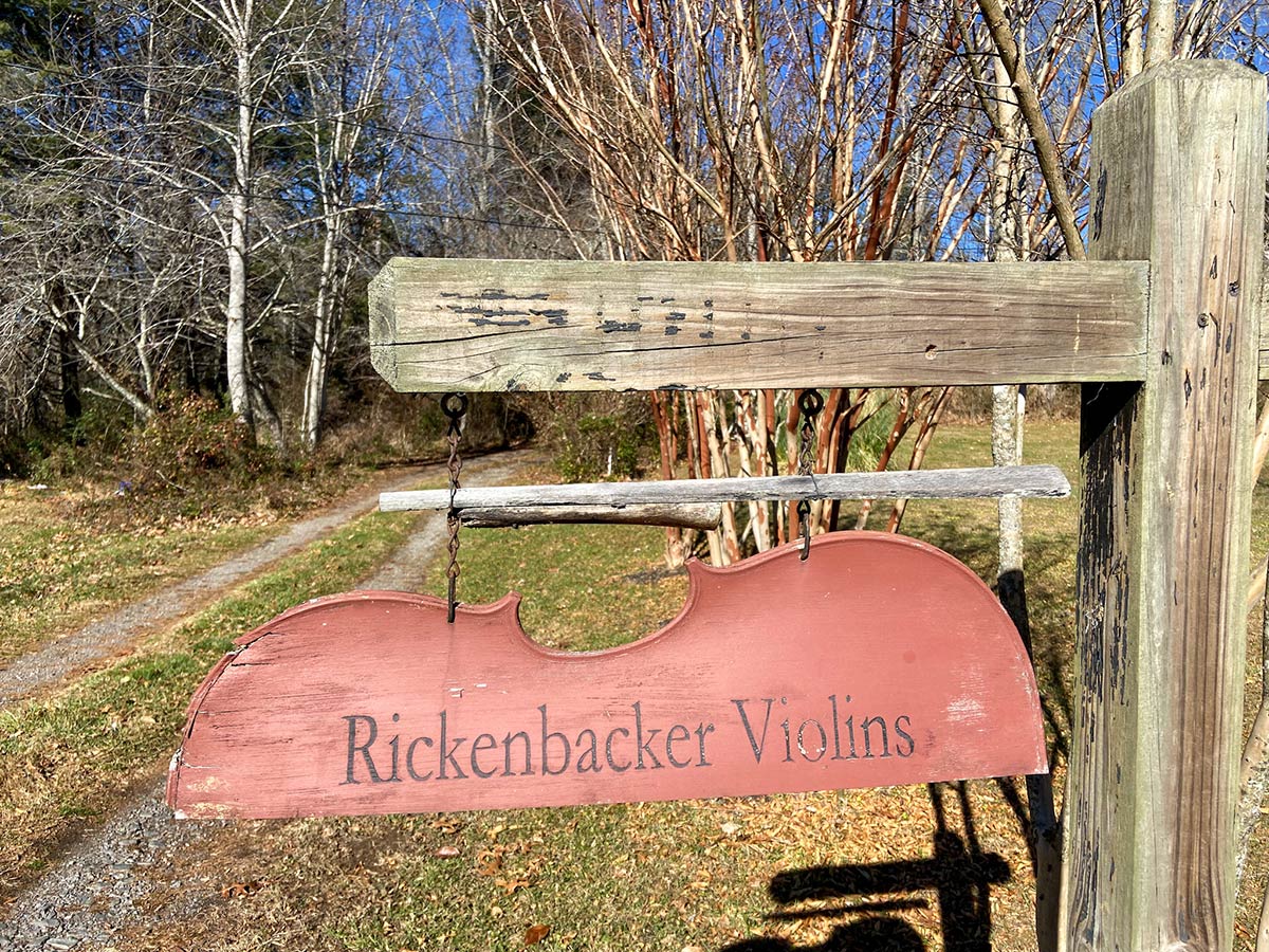 RickenbackerViolins-sign