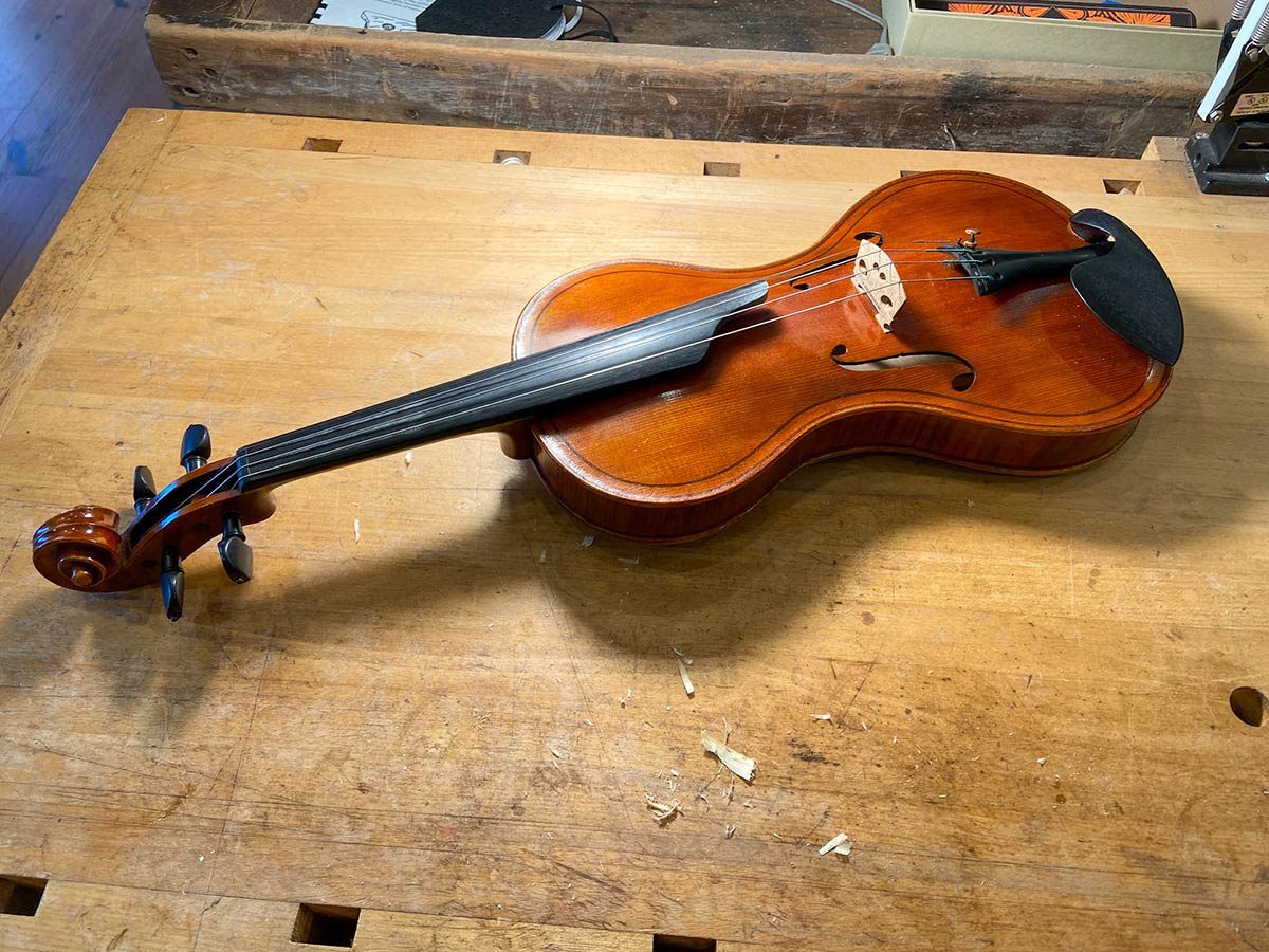 RickenbackerViolins-violin